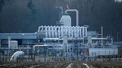 UE se dispone a prohibir el petróleo ruso y ministros mantienen conversaciones de crisis sobre el gas