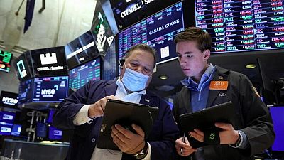 Wall Street abre al alza ante señales positivas en conversaciones de paz entre Rusia y Ucrania