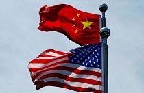 الصين تقرر فرض قيود على تأشيرات الدخول للمسؤولين الأمريكيين