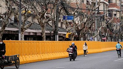 Shanghái desmiente rumores de confinamiento mientras aumentan los contagios de COVID Shanghái desmiente rumores de confinamiento mientras aumentan los contagios de COVID