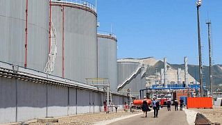 Barril sube en operaciones volátiles en medio interrupción oleoducto CPC