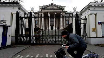 El embajador ruso dice que Polonia ha bloqueado las cuentas bancarias de la embajada -RIA