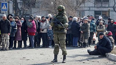 سلطات ماريوبول الأوكرانية: ترحيل 15 ألفا بشكل غير قانوني إلى روسيا