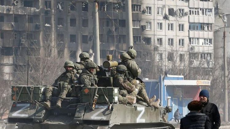 روسيا تقلص أهداف الحرب والقوات الأوكرانية تتقدم قرب كييف