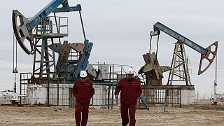 تحليل-تعافي الاقتصاد العالمي من إدمان النفط.. أمل ما زال بعيد المنال