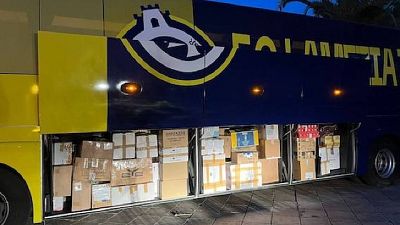 Pullman Fc Lamezia Terme, con 143 scatoloni, arrivato a Zosin Pullman Fc Lamezia Terme, con 143 scatoloni, arrivato a Zosin