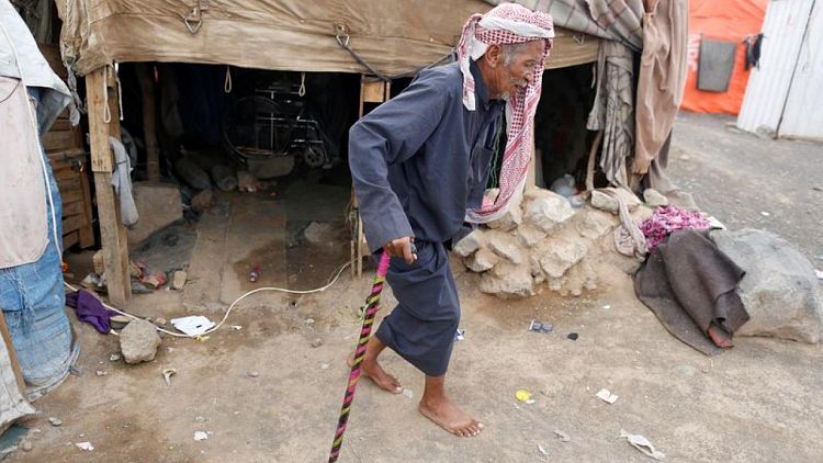 "نحن ضائعون".. اليمنيون يدخلون السنة الثامنة للصراع ورحى الحرب ما زالت تدور