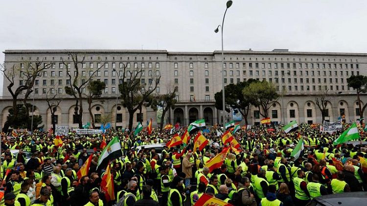 Group leading Spanish truckers' strike rejects new government aid package