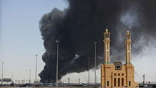 تلفزيون العربية: إخماد الحريق بأحد الخزانين اللذين أصيبا في جدة بالسعودية