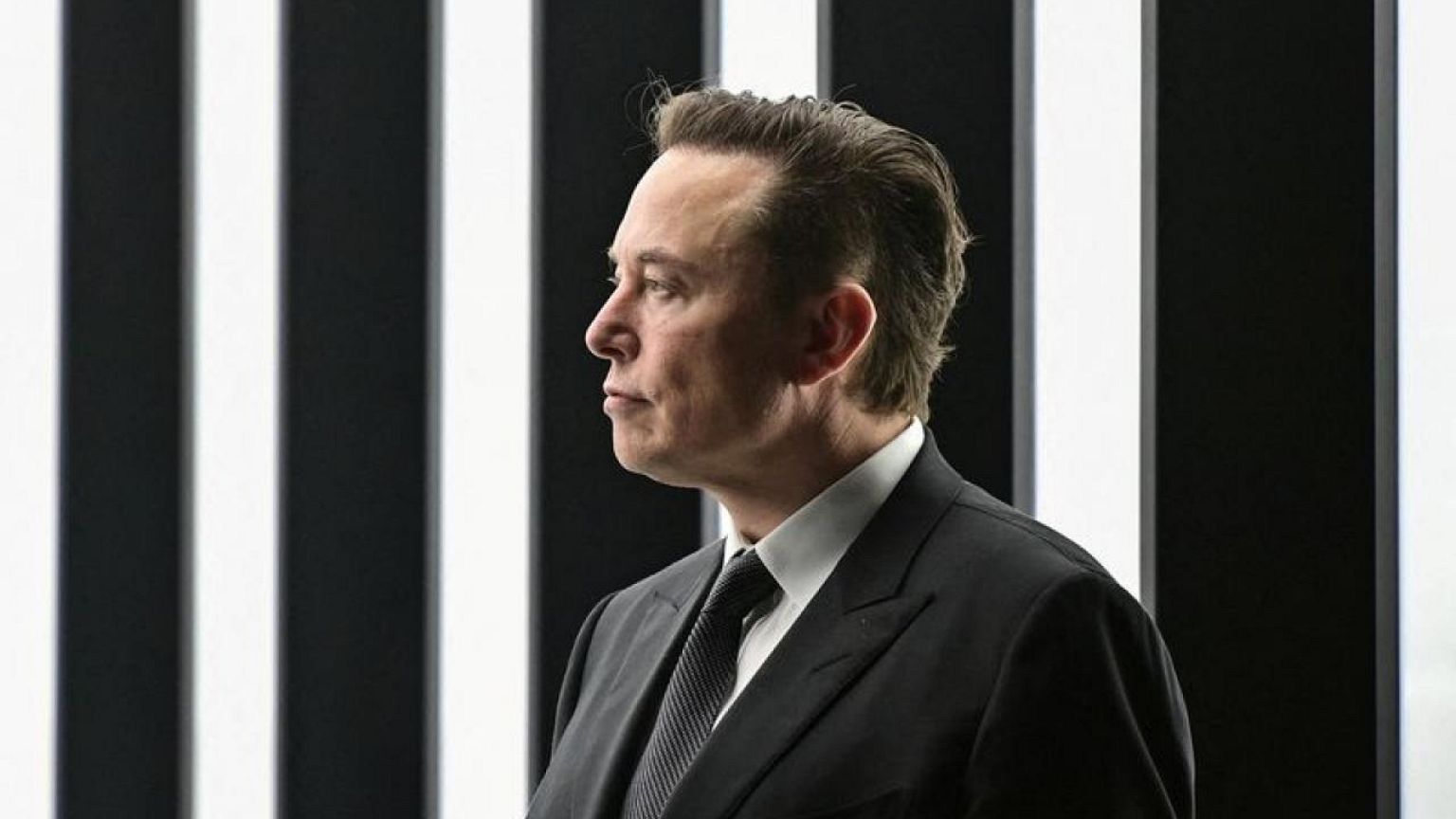 Elon Musk giving 'serious thought' to build a new social media platform