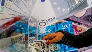 El euro sube por el inicio de las conversaciones sobre Ucrania y el yen repunta levemente