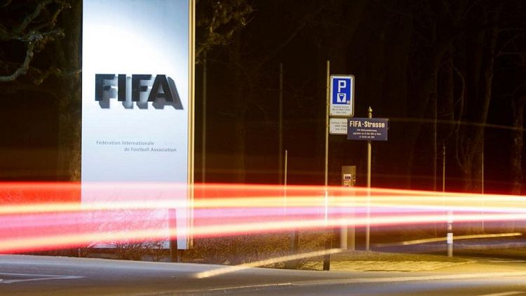 Presidente FIFA retrocede en plan de disputar un Mundial bienal, dice nunca se propuso esa idea