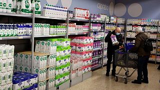 Preocupaciones ligadas a la guerra en Ucrania empujan las ventas de bienes de consumo en España