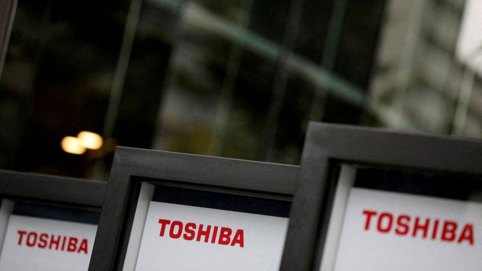 Toshiba's top shareholder would sell stake if Bain launches tender offer