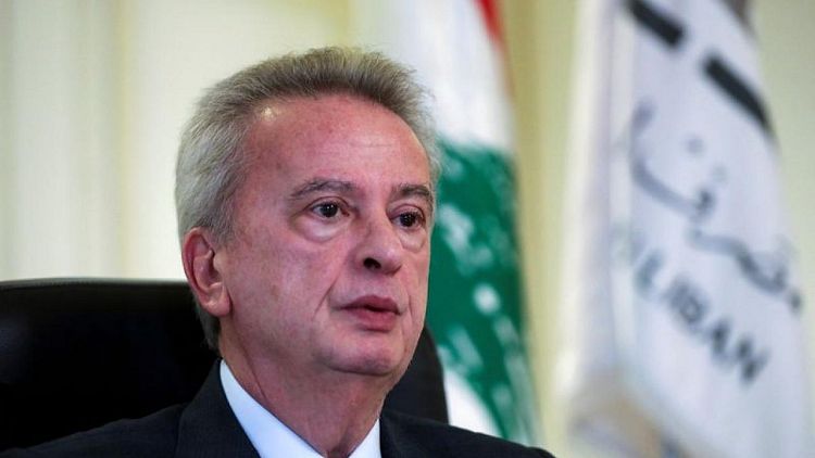 النائب العام اللبناني يطلب تجميد أصول حاكم البنك المركزي في الخارج