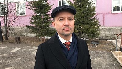 Russia's Jehovah's Witnesses caught up in "extremist" law Russia's Jehovah's Witnesses caught up in "extremist" law