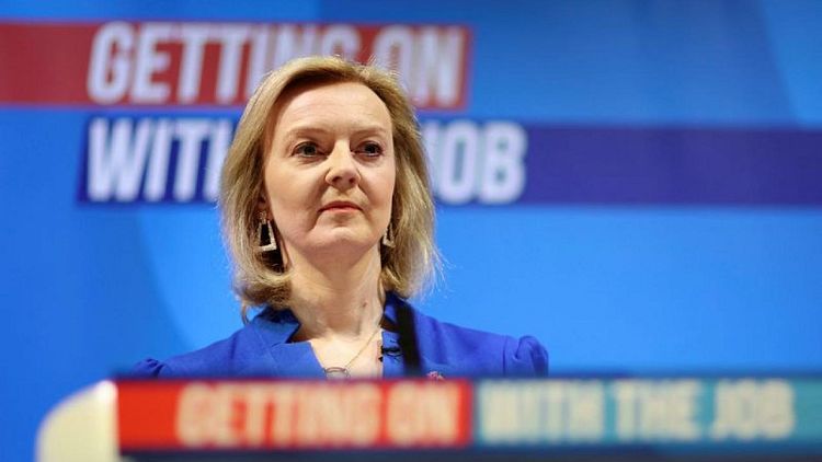 Liz Truss, ministra de Exteriores británica, entra en la carrera por ser la próxima primera ministra