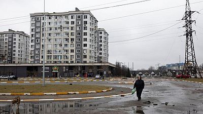 El Kremlin niega las acusaciones de que sus fuerzas mataron a civiles cerca de Kiev