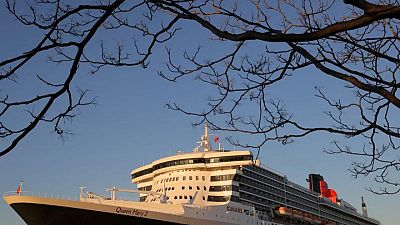 Carnival Corp. reports record week of bookings, shares rise