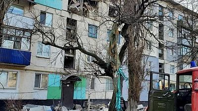 La región ucraniana de Luhansk dice a los civiles que evacuen mientras puedan La región ucraniana de Luhansk dice a los civiles que evacuen mientras puedan