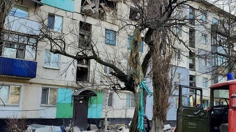 Ukraine says four civilians killed at aid distribution point, east under heavy fire