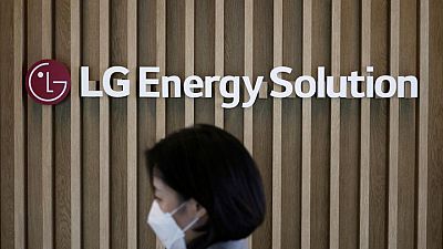 LGES Q1 profit falls less than expected as battery sales to Tesla rise