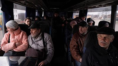 أوكرانيا تعلن إجلاء 4892 شخصا من المدن يوم الاربعاء
