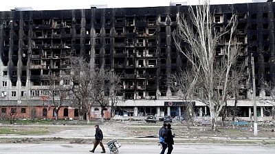 Ucrania intenta evacuar civiles mientras las fuerzas rusas golpean el este y el sur Ucrania intenta evacuar civiles mientras las fuerzas rusas golpean el este y el sur