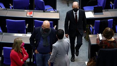 El parlamento alemán rechaza las vacunas obligatorias para mayores de 60 El parlamento alemán rechaza las vacunas obligatorias para mayores de 60