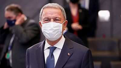 وزراء دفاع تركيا وبريطانيا وإيطاليا يناقشون الأزمة الأوكرانية في إسطنبول وزراء دفاع تركيا وبريطانيا وإيطاليا يناقشون الأزمة الأوكرانية في إسطنبول