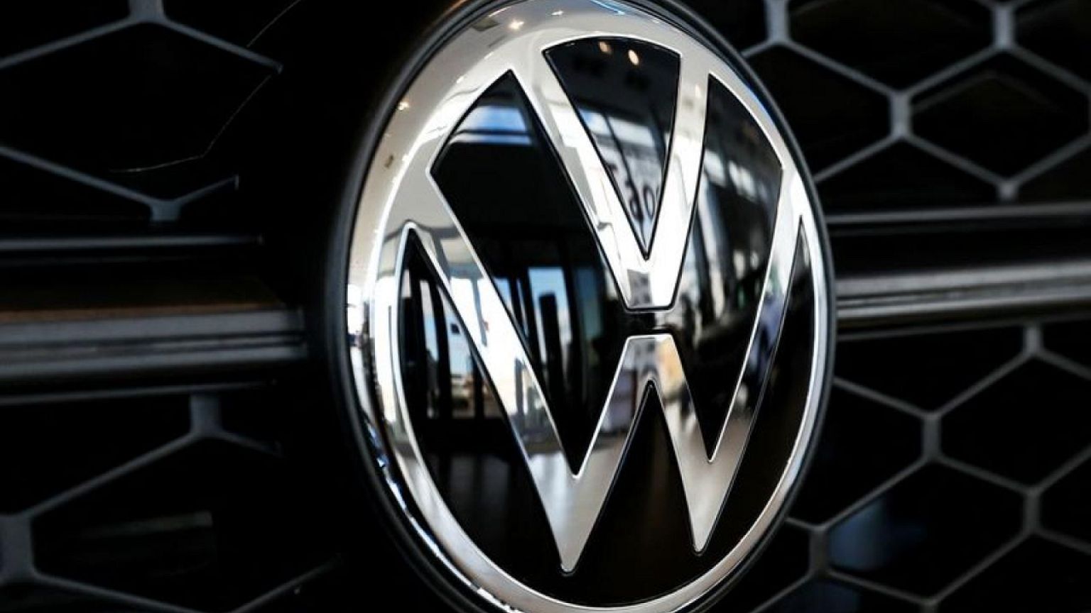 Chip undersupply to last until 2024, says Volkswagen CFO -Boersen-Zeitung