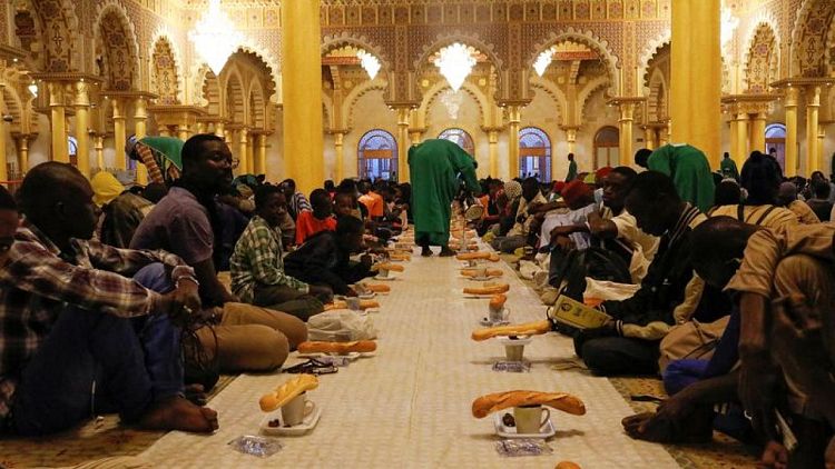 Rising food costs hamper Senegal Ramadan traditions