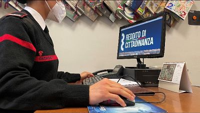 Indagine dei cc nel Centro Italia. I denunciati sono 955 Indagine dei cc nel Centro Italia. I denunciati sono 955