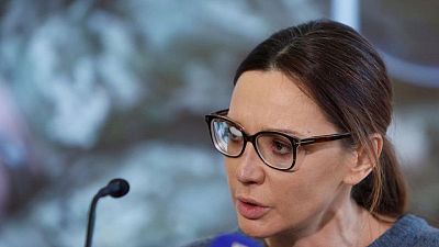 زوجة حليف لبوتين محتجز في أوكرانيا تتهم سلطات كييف بضربه