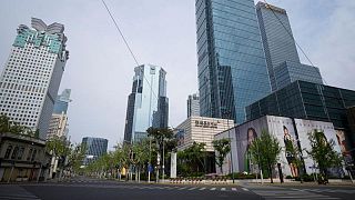 مصادر: شنغهاي تستهدف تخفيف قيود الإغلاق بحلول الأربعاء