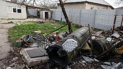 حاكم لوجانسك: مقتل 2 وإصابة 4 في قصف بلدة بشرق أوكرانيا