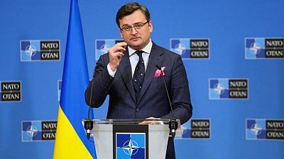 وزير الخارجية الأوكراني: الوضع في ماريوبول قد يكون "خطا أحمر" في المحادثات