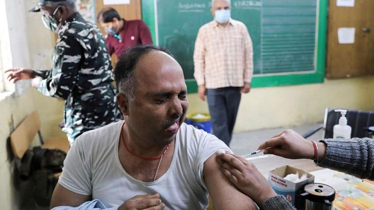 إصابات كوفيد بالهند عند أعلى مستوى في شهر وولاية واحدة تسجل ارتفاعا في الوفيات