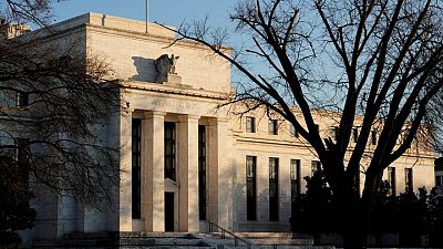 Alzas de tasas de 50 pb en las próximas dos reuniones "tiene sentido", dice Williams de la Fed