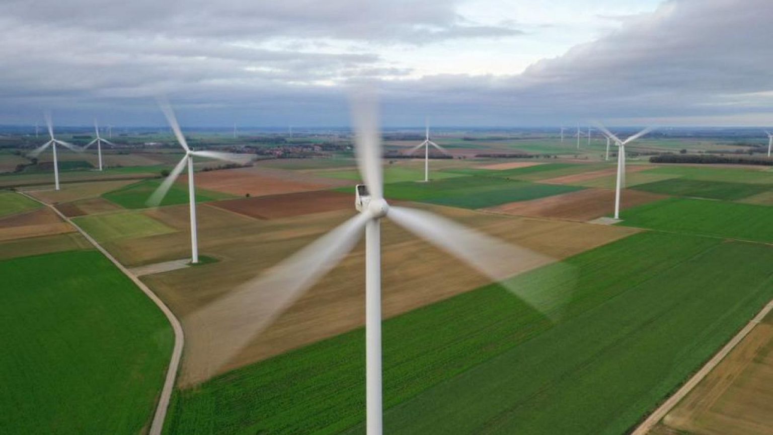 European Commission analysing higher 45% renewable energy target for 2030