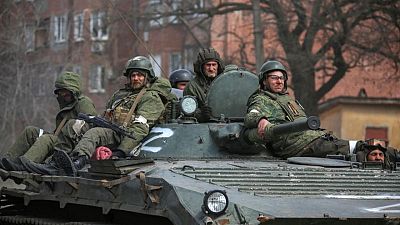 Las fuerzas ucranianas resisten en Mariúpol pese a que Putin clame victoria