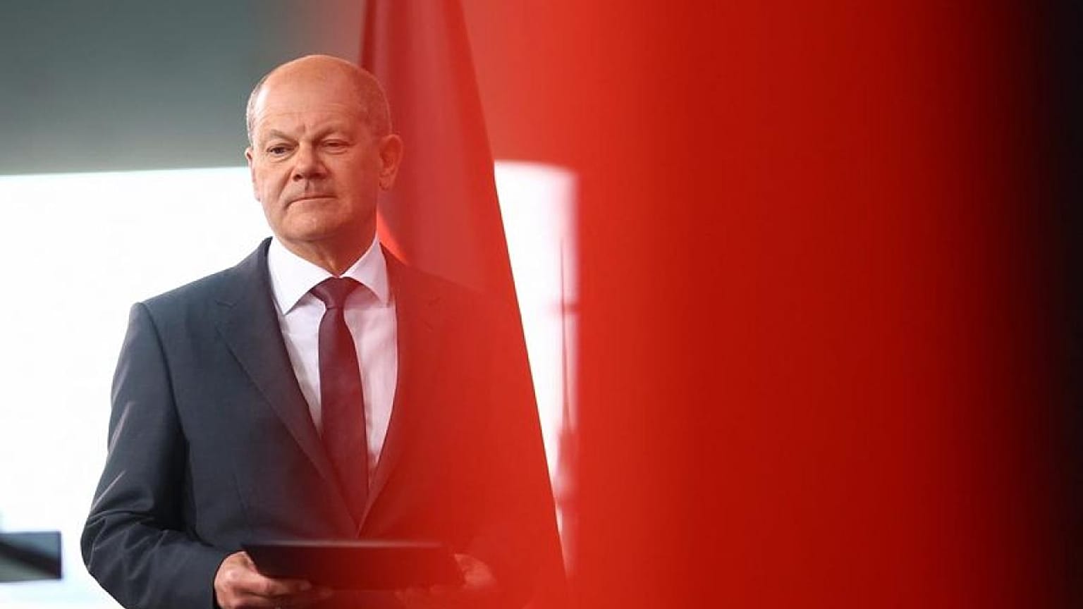 Explainer-Why is Germany not sending Ukraine heavy weapons?