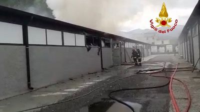 A Capannori, al lavoro 6 mezzi e 20 unita' dei vigili del fuoco