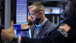 Wall Street abre al alza tras liquidación sufrida por tecnológicas