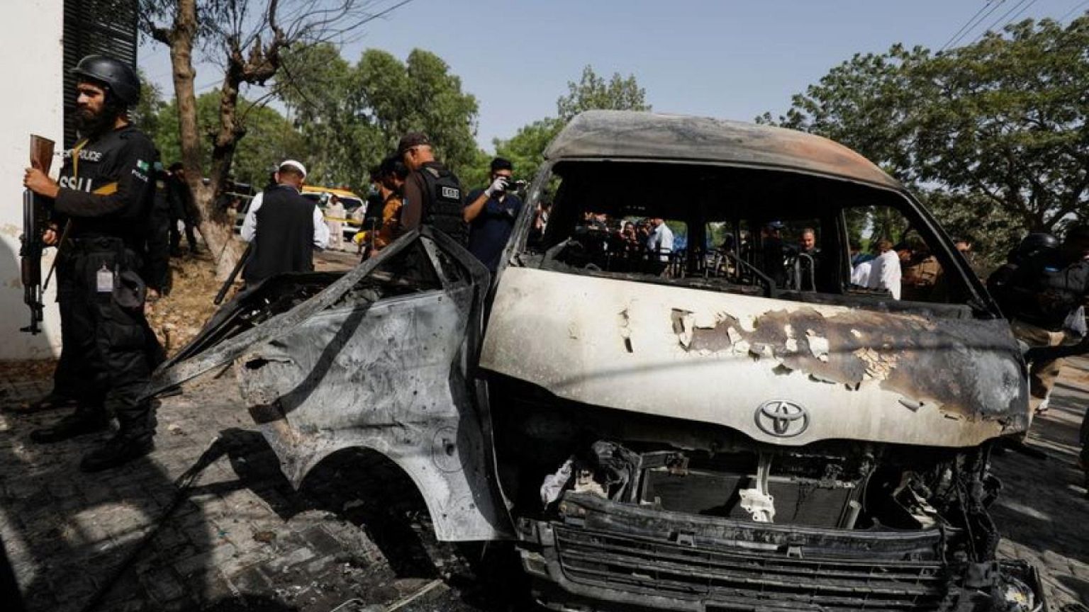 Three Chinese nationals among four killed in a bomb blast in Pakistan's Karachi