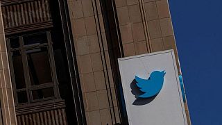 تقرير: لجنة التجارة الاتحادية تحقق في شراء ماسك حصته الأولى في تويتر