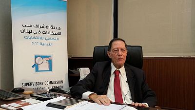 رئيس هيئة الإشراف على الانتخابات اللبنانية يتوقع انتهاكات وشراءً للأصوات