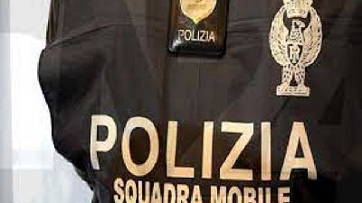 Raid in una scuola media di Novara ripresi e postati sui social Raid in una scuola media di Novara ripresi e postati sui social