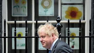 Reino Unido no puede ayudar a todos ahora por el coste de la vida -Johnson