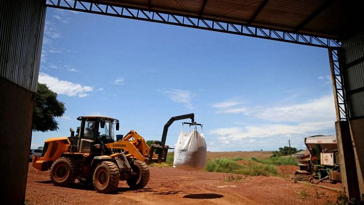 Brazil plans 'fertilizer diplomacy' trip to N.Africa, Jordan to secure more imports